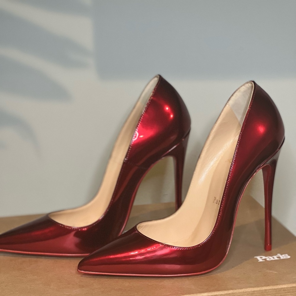 🆕 Christian Loubiton So Kate  Red Metallic Leather 🍒